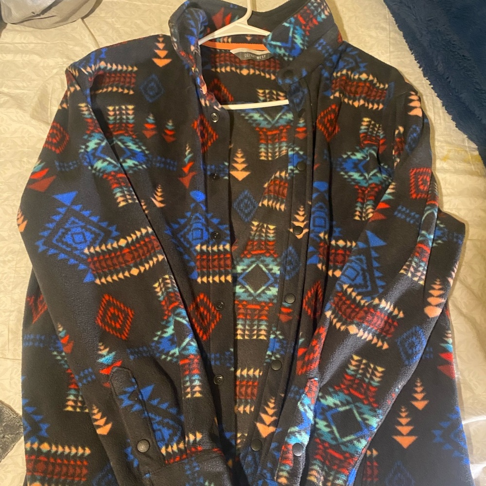 buckle fleece DepartWest